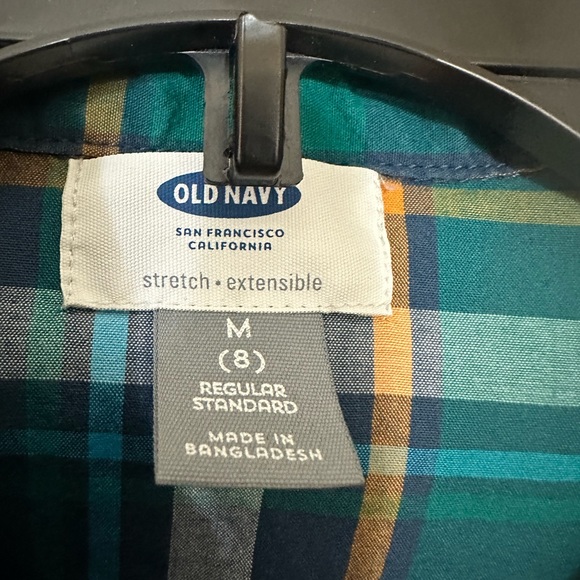 Old navy button down size M(8) - Picture 2 of 2